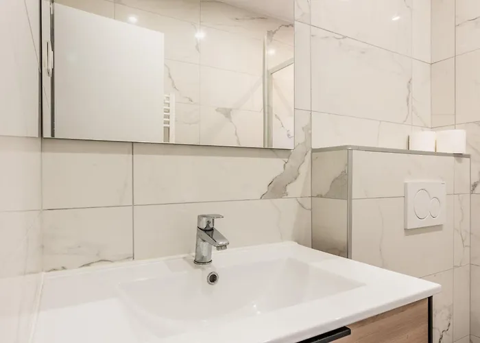 Charming House - 6 Guests - Buttes Chaumont Parc Διαμέρισμα *