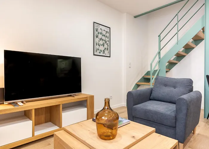 Διαμέρισμα Charming House - 6 Guests - Buttes Chaumont Parc Παρίσι